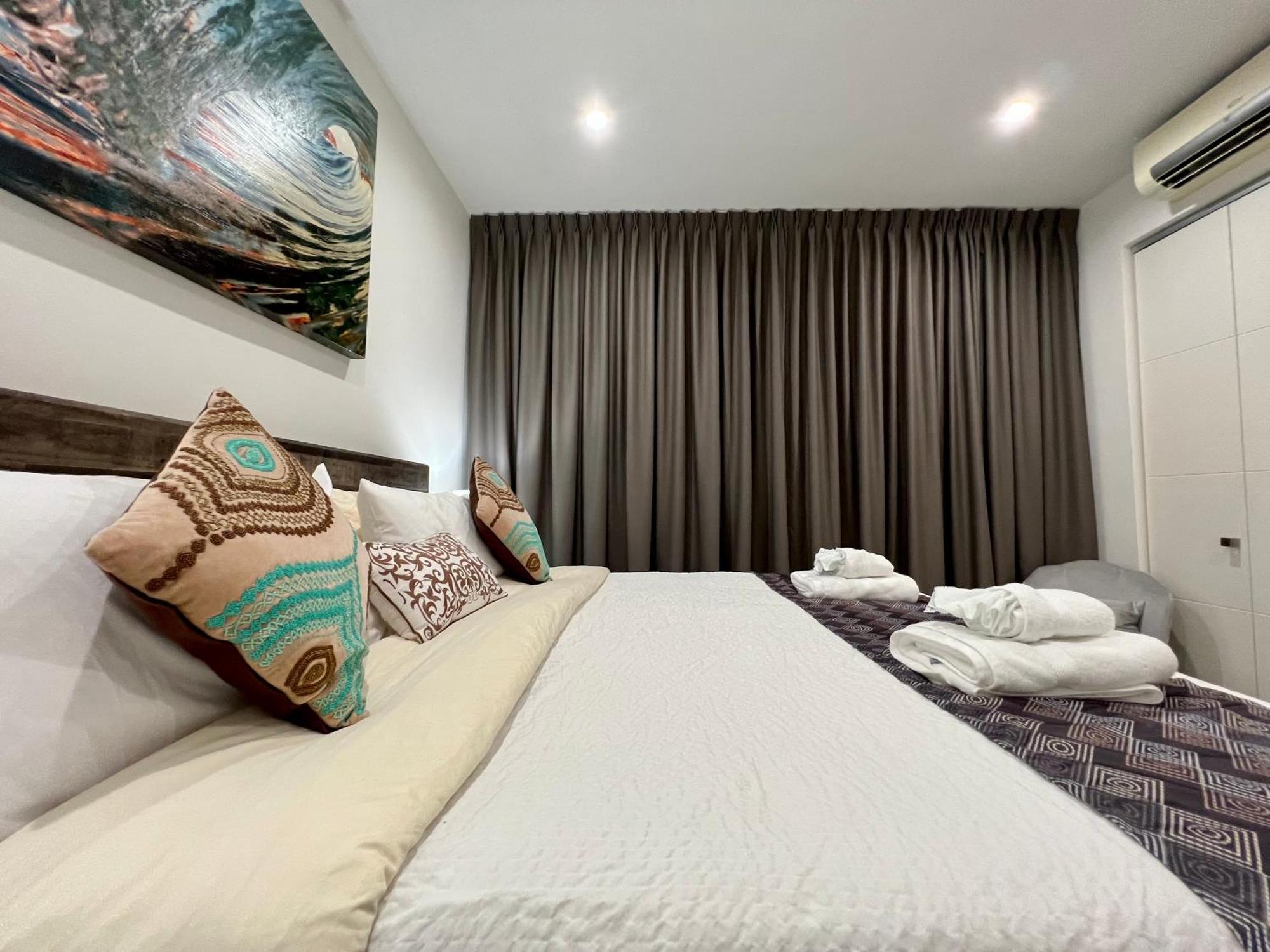 The Cove - Condo Hotel - Palm Beach Strip Habitación foto